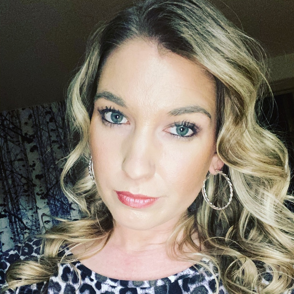 Meet your Posher, Ansley